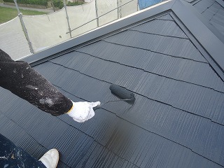 屋根 上塗り作業
