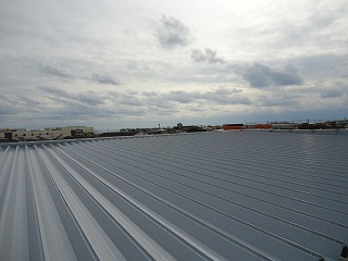 銚子市で大きな屋根を塗装工事！大変でした！笑