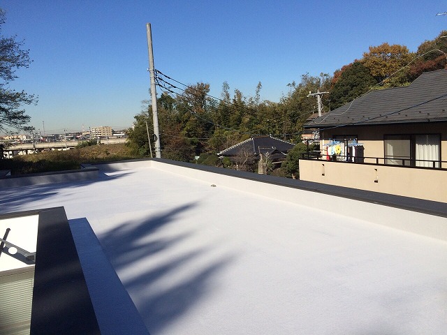船橋市で屋上に断熱塗料ガイナ塗装！
