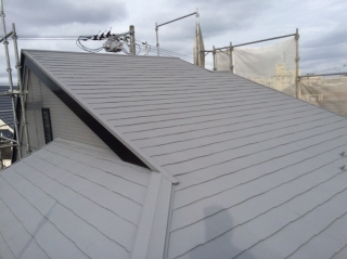 屋根仕上がり！遮熱・断熱の高性能塗料です。