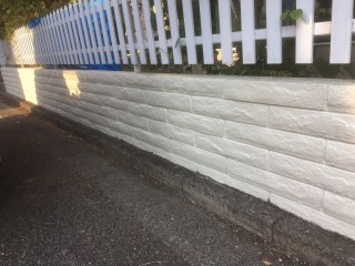 今回は門塀も塗装！