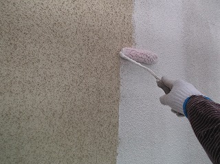 外壁下塗り1回目