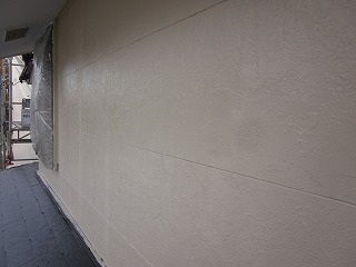 千葉市外壁　中塗り（後）