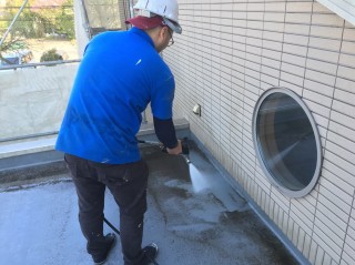 防水 高圧洗浄作業