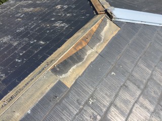 台風9号被害 屋根材剥離