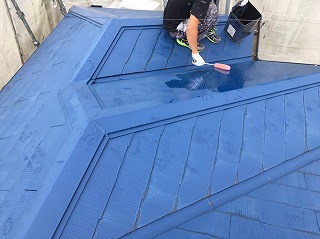 屋根 下塗り塗装