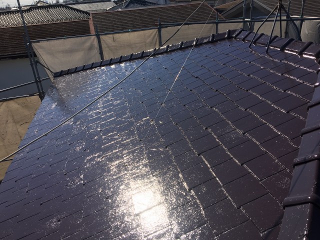 千葉市稲毛区 屋根に高耐久フッ素！耐候性大幅アップ！